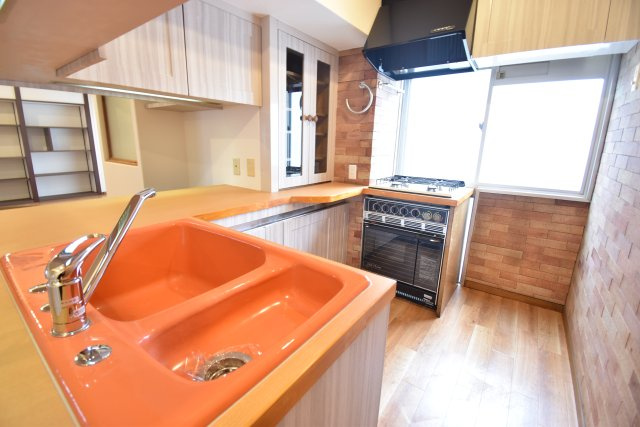 靭壱番館のキッチン