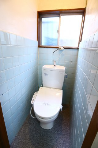 舞子台1丁目貸家のトイレ