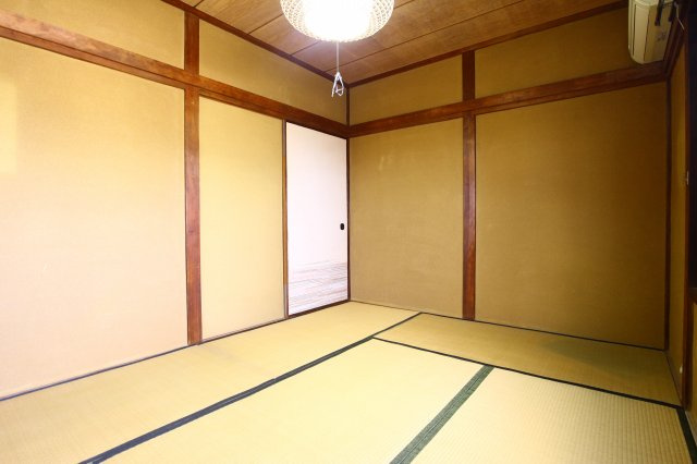 舞子台1丁目貸家の和室