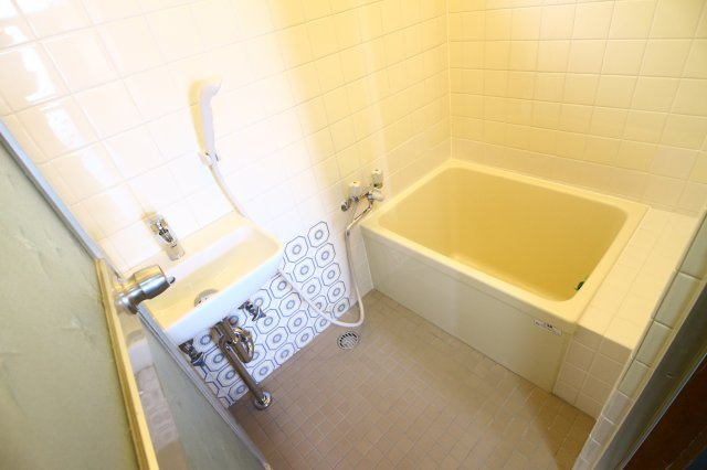 舞子台1丁目貸家の浴室