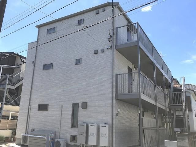 シャ・ガイールの外観