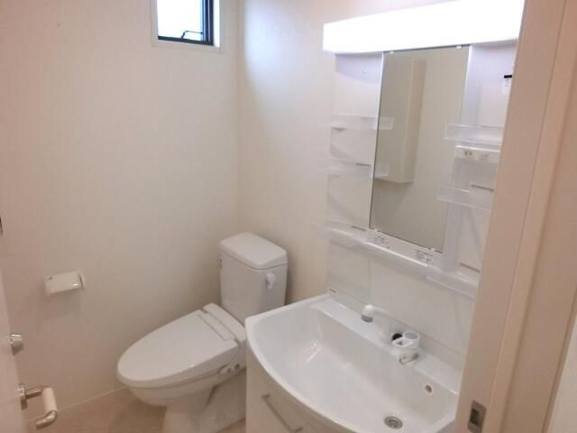 シャ・ガイールの独立洗面台