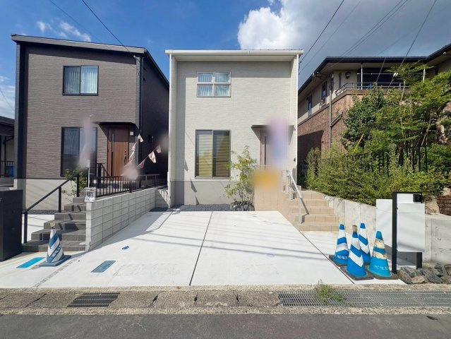 草津市橋岡町2号棟　新築戸建て