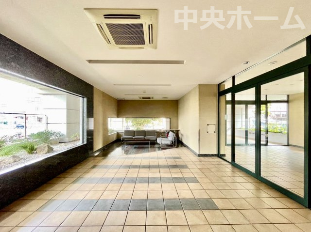 パンテオン小岩のエントランス|エントランス