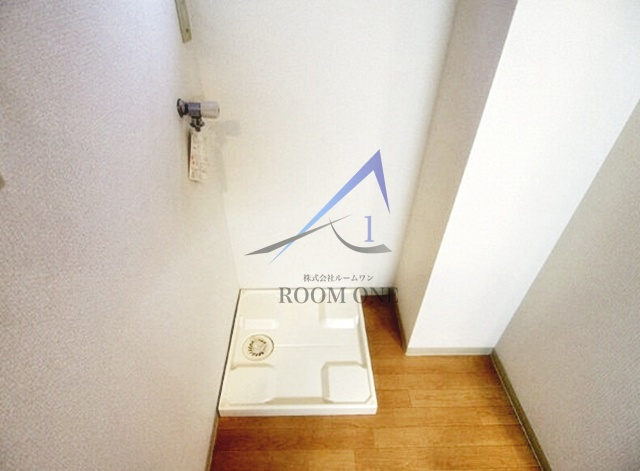 クレセント戸山の設備|洗濯機置き場です。