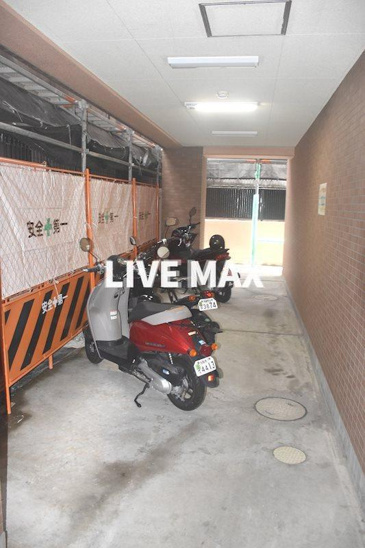 【駐車場】グランドプレア 