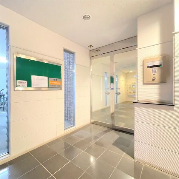 ピースプレイス牛巻のロビー