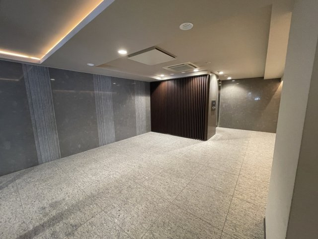 ザ・パークハウス市谷加賀町のエントランス