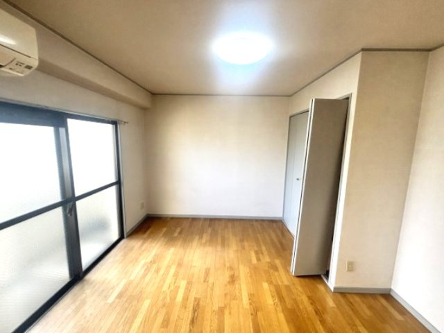 ダイコーパレスの居間・リビング