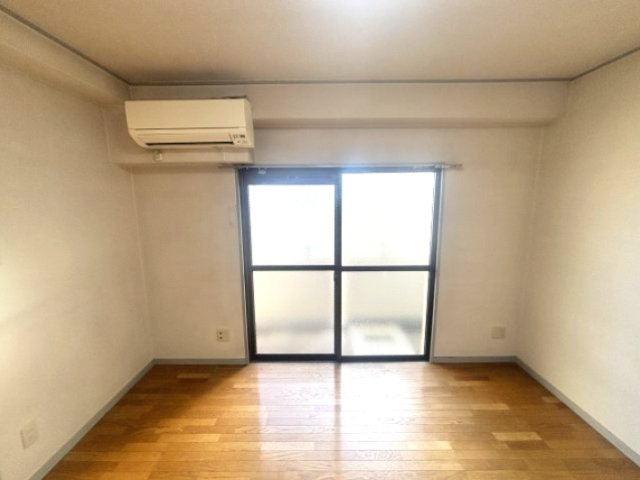 ダイコーパレスの居間・リビング