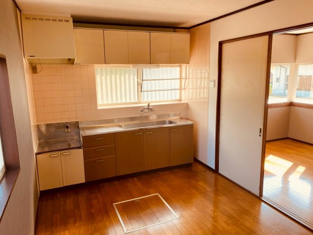 八街ほ　中古戸建のキッチン