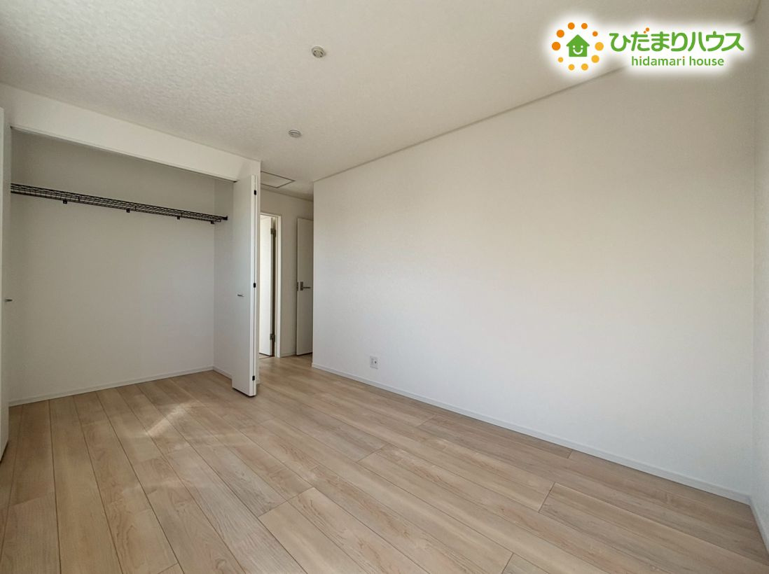 熊谷市石原　第7　新築一戸建て　クレイドルガーデン　01の収納