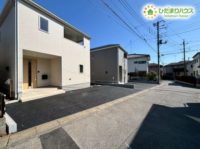 熊谷市石原　第7　新築一戸建て　クレイドルガーデン　01の前面道路含む現地写真