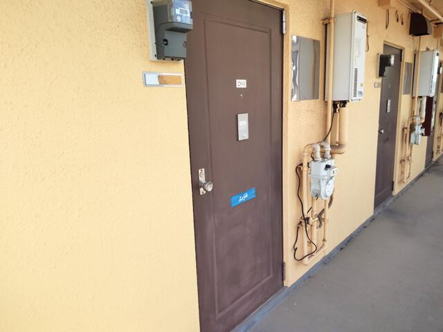 写真は別部屋