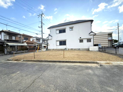 【前面道路含む現地写真】 | 【プレイワーク小田町】和気小・建築条件なし・更地渡し・北西角地・和泉市小田町2丁目 | 前面道路含む現地写真です