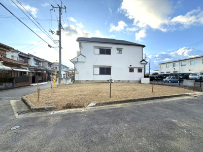 【外観】 | 【プレイワーク小田町】和気小・建築条件なし・更地渡し・北西角地・和泉市小田町2丁目 | 外観もきれいです