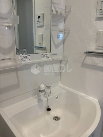 スパシエ幡ヶ谷の独立洗面台