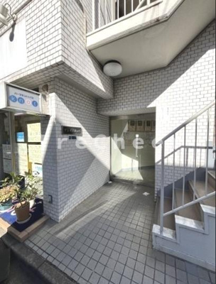 【エントランス】 | グレイス旗の台