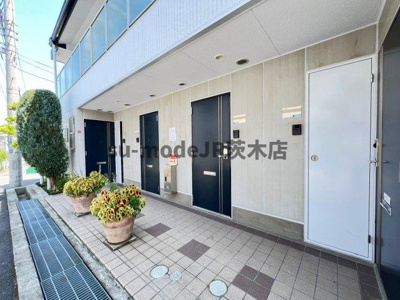 【エントランス】 | ローズミード総持寺