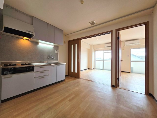 【居間・リビング】 | ローヤル国立マンション