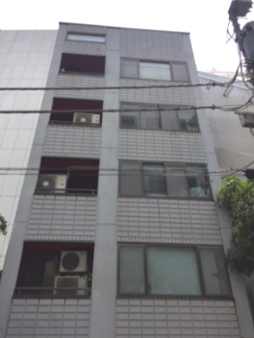 内村芝ビルの外観