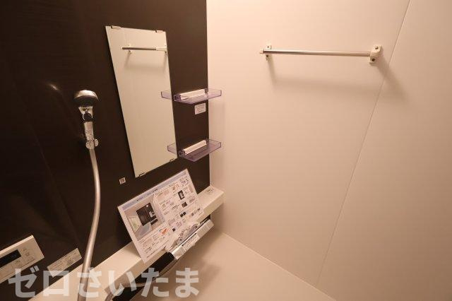 《仲介手数料無料》久喜市久喜東５丁目33-22新築一戸建てリガーレの浴室
