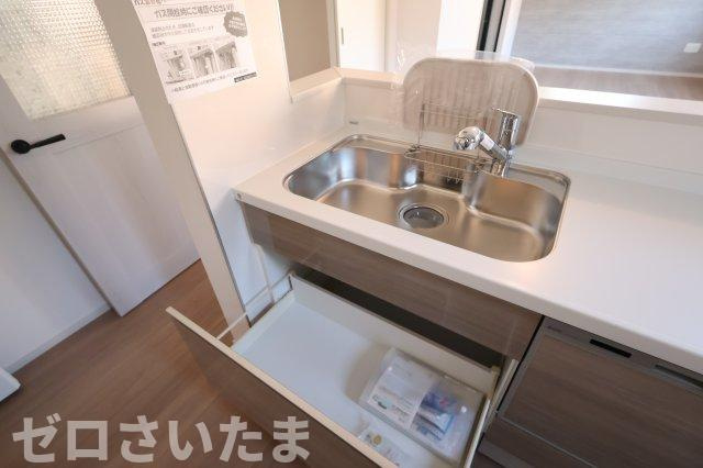 《仲介手数料無料》久喜市久喜東５丁目33-22新築一戸建てリガーレのキッチン