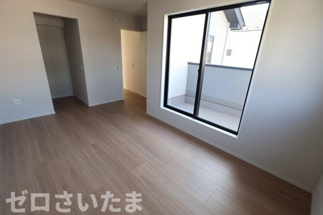 《仲介手数料無料》久喜市久喜東５丁目33-22新築一戸建てリガーレの洋室