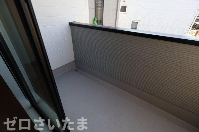 《仲介手数料無料》久喜市久喜東５丁目33-22新築一戸建てリガーレのバルコニー