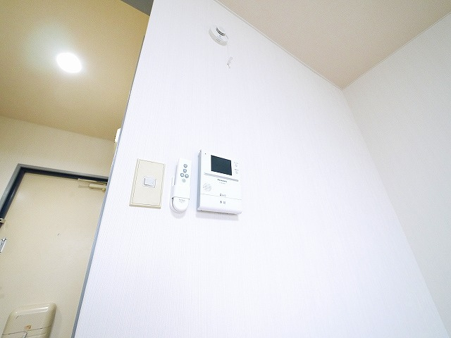 グレーシィFのセキュリティ|TV付きモニターホンも完備