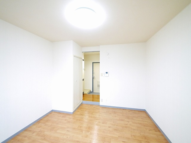 グレーシィFの洋室|ゆったりした洋室です