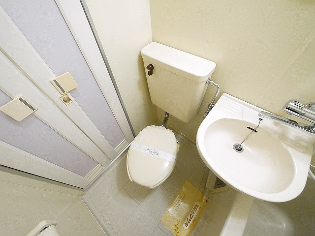 グレーシィFのトイレ|清潔感のあるトイレです