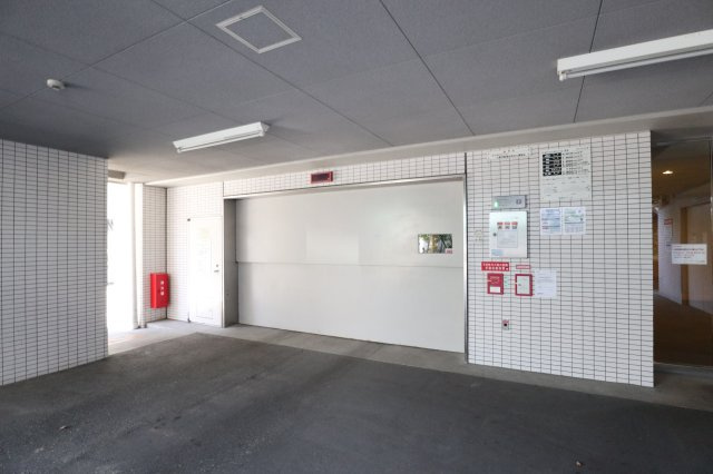 サヴォイザセントラルガーデン　13階の駐車場