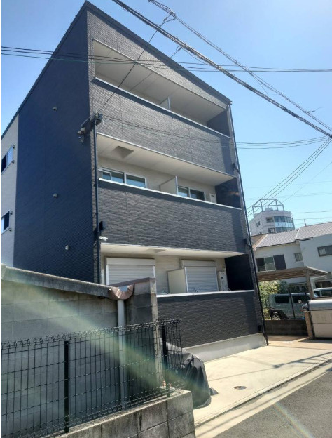 泉佐野市大宮町　一棟築浅アパート