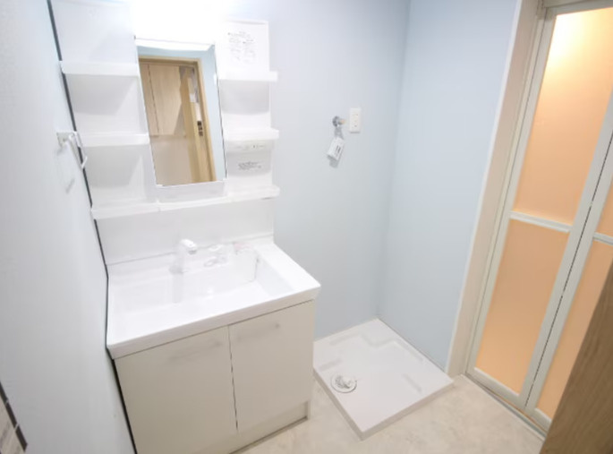 泉佐野市大宮町　一棟築浅アパートの独立洗面台