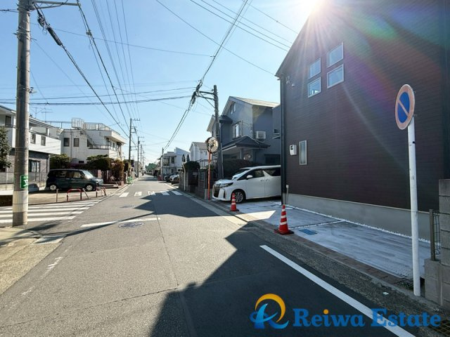 新築戸建　茅ヶ崎市南湖6丁目の前面道路含む現地写真