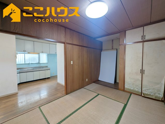 南城市知念字海野　中古一戸建ての和室|和室6帖