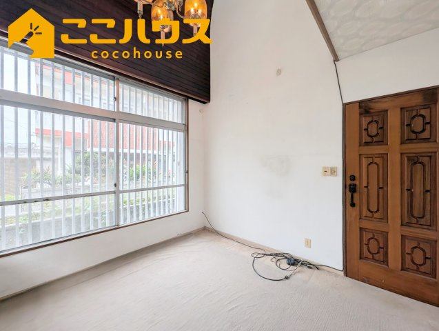南城市知念字海野　中古一戸建ての洋室|洋室6帖