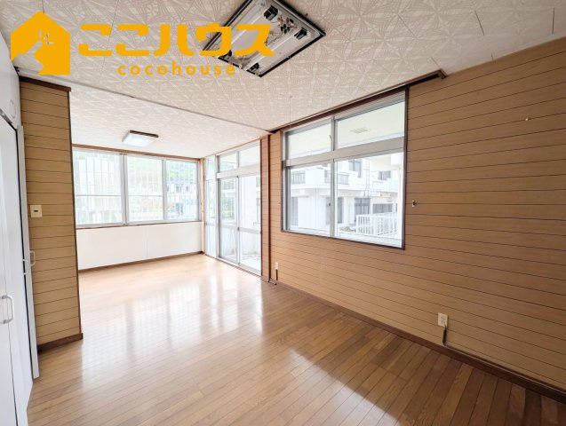 南城市知念字海野　中古一戸建ての寝室|洋室14帖