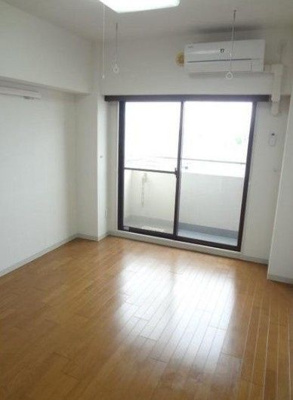 【居間・リビング】 | Fiore西尾久Ⅱ | 使いやすいリビングです