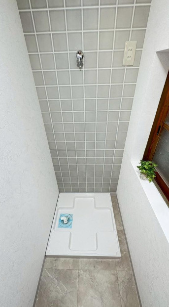 大阪市福島区海老江8丁目　中古戸建のランドリースペース