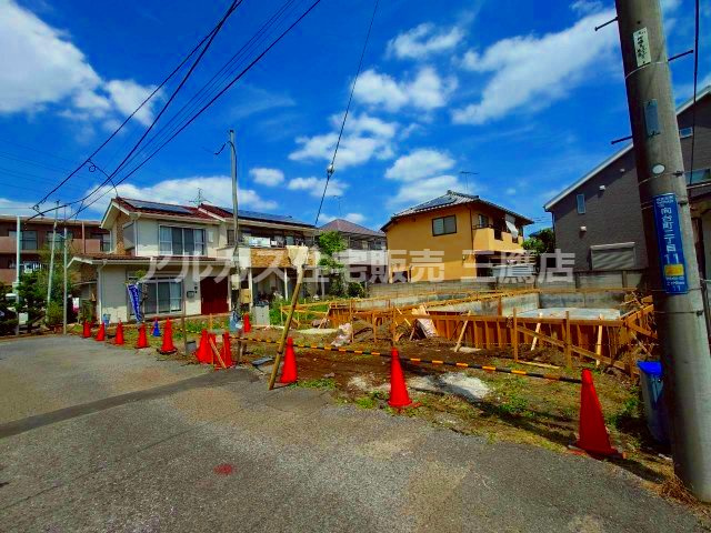 西東京市向台町2丁目 西武新宿線 田無駅 新築戸建ての前面道路含む現地写真