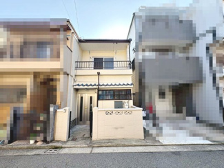 【外観】 | 奥本町１丁　中古テラスハウス | 大阪メトロ御堂筋線「北花田」駅まで徒歩１２分！毎日の通勤や通学に便利ですね！