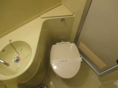 【トイレ】 | シティハイム新大阪 | ユニットバス内のトイレです