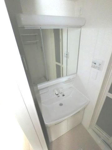 【独立洗面台】