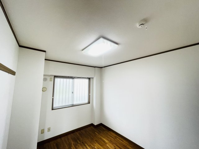 コーポラスJOYの居間・リビング