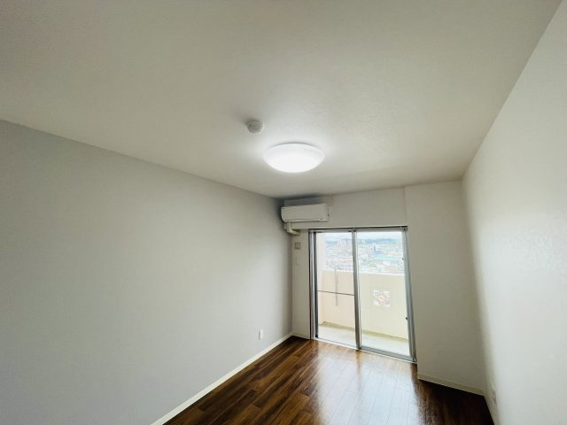 コーポラスJOYの居間・リビング|エアコンは設備ではありません