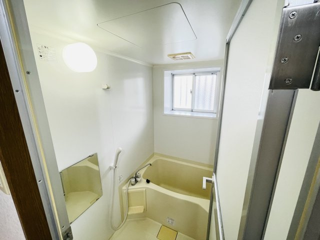 コーポラスJOYの浴室