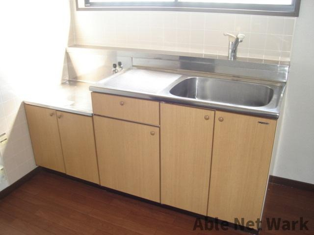 ブランドール木滝Bのキッチン|専用キッチン