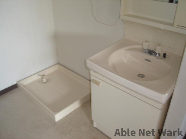 ブランドール木滝Bのその他|独立洗面台、洗濯機置き場もあります！